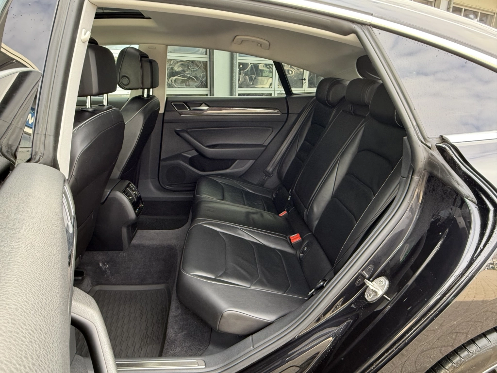 VW Arteon Elegance 4M ACC LED LEDER DYNAUDIO 2. Hd.