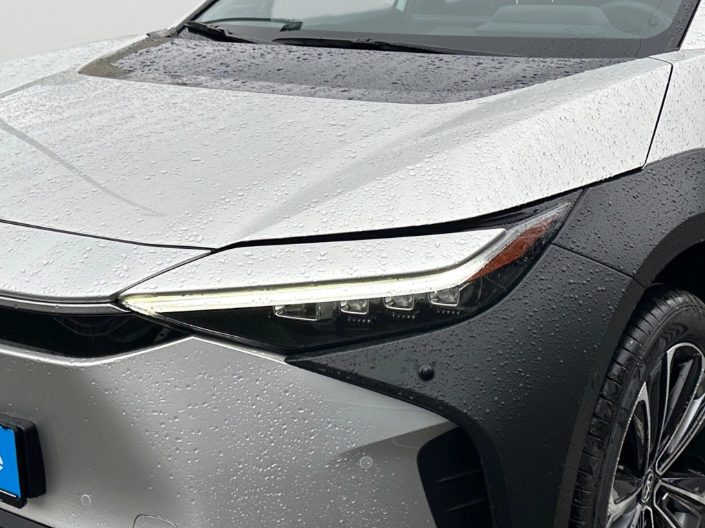 Toyota bz4x 5-Türer Basis Elektromotor (150kW) Frontantrieb