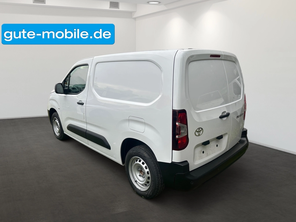 Toyota Proace City L1 verblecht 4-türig Duty 1,2-l-Turbo 81 Kw (110 PS) Start/Stop 6-Gang-Schaltgetriebe