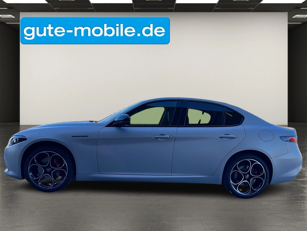 Alfa Romeo Giulia Competizione Q4 | Keyless-Entry | CarPlay