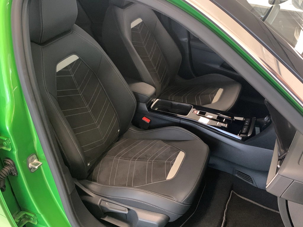 Opel Mokka-e Ultimate| Alcantara|CarPlay|LED|SHZ|ACC