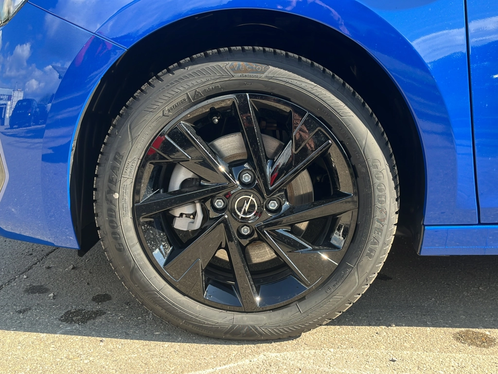 Opel Corsa 1.2 Edition | Allwetter | Komfort Paket