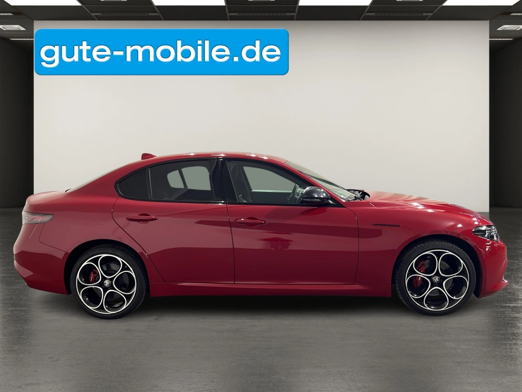 Alfa Romeo Giulia 2.0 Competizione Q4 | MATRIX | 19" LM 