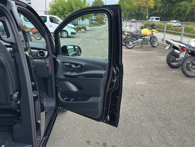 Mercedes-Benz EQV 300 lang AVANTGARDE Distr el.Türen LED 360°K