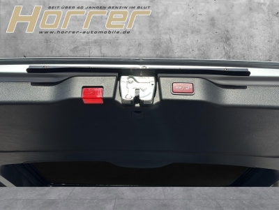 Mercedes-Benz EQV 300 lang Distr el.T&uuml;ren/Heck LED AIRMATIC