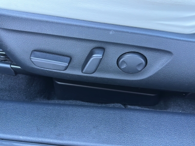 Mazda MX-30  e-SKYACTIV Ad'vantage ACC HUD Navi
 LED