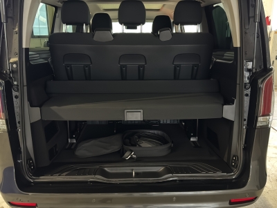 Mercedes-Benz EQV 300 lang LED PANO Dis Liegepaket