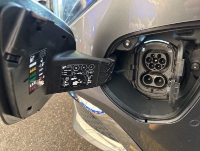 Mercedes-Benz EQV 300 lang AVANTGARDE LED Distronic 360&deg;K 