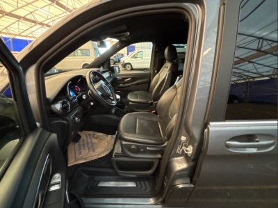 Mercedes-Benz EQV 300 lang AVANTGARDE LED Distronic 360&deg;K 