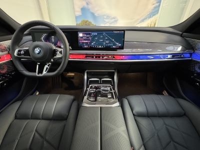 BMW 750e