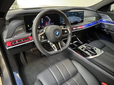 BMW 750e