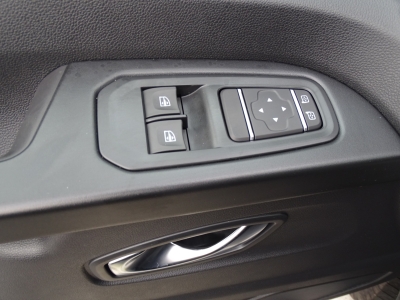 Renault Trafic 2.0 dCi L2 H1 / LED / KLIMA / 9-Sitzer  