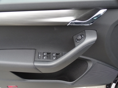 Skoda Octavia 1.0TSI / Clever / DSG / LED / NAVI /DAB 