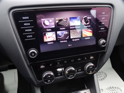 Skoda Octavia 1.0TSI / Clever / DSG / LED / NAVI /DAB 