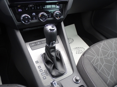 Skoda Octavia 1.0TSI / Clever / DSG / LED / NAVI /DAB 