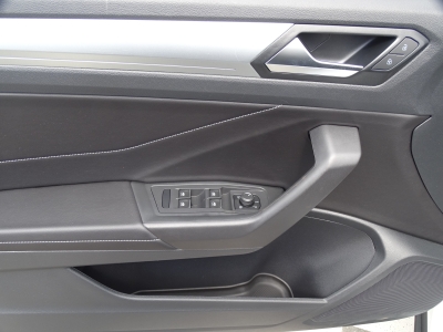VW T-Roc 1.0 Style*NAVI*LED*DAB*RFK*SHZG*PDC*APP C.