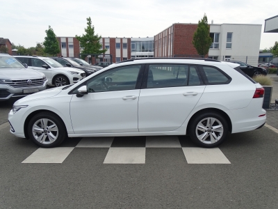 VW Golf 1.0 Life eTSI*DSG*NAVI*LED*PDC*DAB*SHZG*