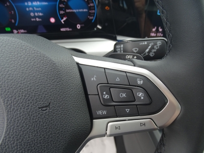 VW Golf 1.0 Life eTSI*DSG*NAVI*LED*PDC*DAB*SHZG*