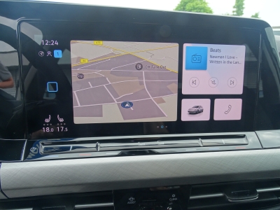 VW Golf 1.0 Life eTSI*DSG*NAVI*LED*PDC*DAB*SHZG*