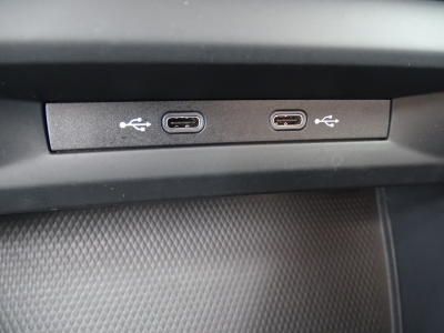 VW Golf 1.0 Life eTSI*DSG*NAVI*LED*PDC*DAB*SHZG*