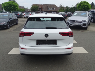 VW Golf 1.0 Life eTSI*DSG*NAVI*LED*PDC*DAB*SHZG*