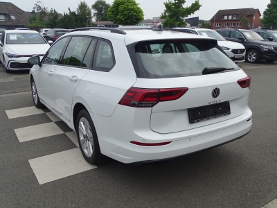 VW Golf 1.0 Life eTSI*DSG*NAVI*LED*PDC*DAB*SHZG*