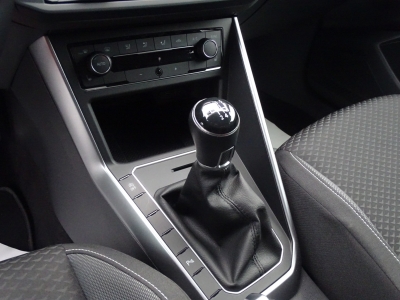 VW Polo 1.0*NAVI*DAB*ACC*PDC*SHZG*APP CONNECT*BEATS*