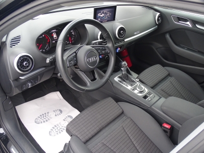 Audi A3 35TFSI SPORT*S TRONIC*NAVI*XENON*TEMP*PDC*SHZG