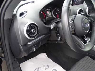 Audi A3 35TFSI SPORT*S TRONIC*NAVI*XENON*TEMP*PDC*SHZG