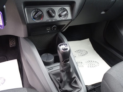 Skoda Fabia 1.0 Active*KLIMA*DAB*PDC*SHZG*BLUETOOTH*