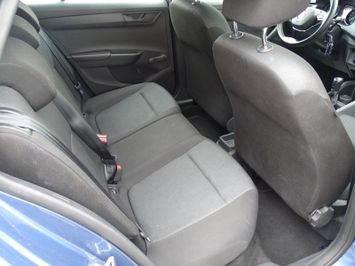 Skoda Fabia 1.0 Active*KLIMA*DAB*PDC*SHZG*BLUETOOTH*