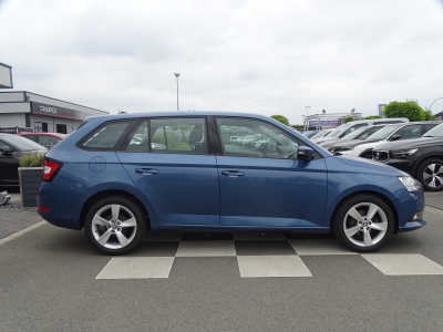 Skoda Fabia 1.0 Active*KLIMA*DAB*PDC*SHZG*BLUETOOTH*