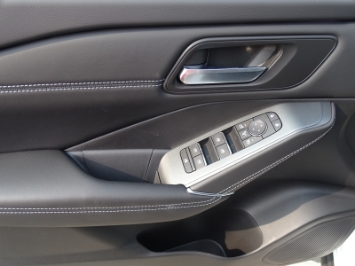 Nissan Qashqai 1.3 DIG-T MHEV N-Connecta*AT*PANO*NAVI*