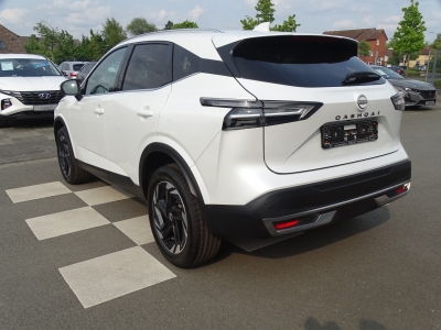 Nissan Qashqai 1.3 DIG-T MHEV N-Connecta*AT*PANO*NAVI*