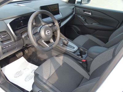 Nissan Qashqai 1.3 DIG-T MHEV N-Connecta*AT*PANO*NAVI*