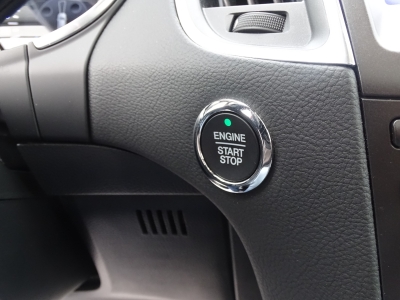 Ford S-MAX ST-Line*LED*NAVI*AUTOMATIK*PANO*SHZG*RFK*