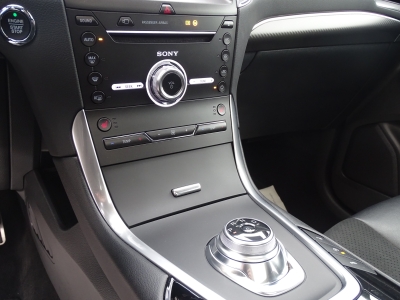 Ford S-MAX ST-Line*LED*NAVI*AUTOMATIK*PANO*SHZG*RFK*