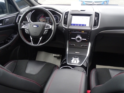 Ford S-MAX ST-Line*LED*NAVI*AUTOMATIK*PANO*SHZG*RFK*