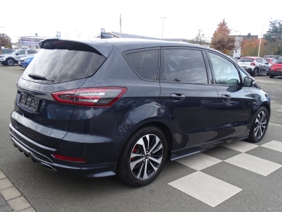 Ford S-MAX ST-Line*LED*NAVI*AUTOMATIK*PANO*SHZG*RFK*
