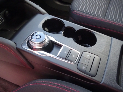 Ford Kuga 1.5 ST-Line*AHK*NAVI*LED*RFK*SHZG*DAB*