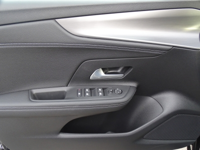 Opel Mokka GS / ALU 17 ZOLL / CARPLAY / SHZ / NAVI