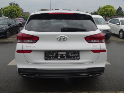 Hyundai i30 Edition30+*AT*LED*NAVI*DAB*RFK*SHZG*CAR PLAY