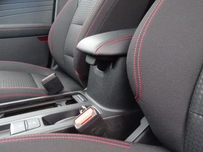 Ford Kuga ST-Line*DAB*NAVI*SHZG*RFK*LED*GJR*V.COCKPIT