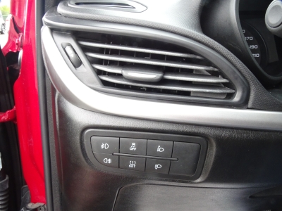 Fiat Tipo 1.4 Pop*NAVI*KLIMAAUTO*SHZG*PDC*TEL.*TEMPO*