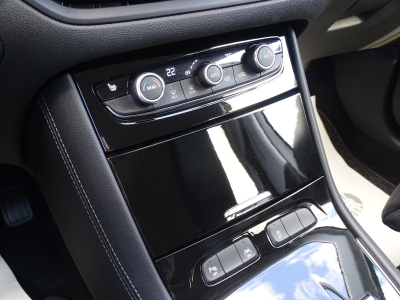 Opel Grandland 1.5 D*ULTIMATE*AT*NAVI*KAMERA*LED*DAB*