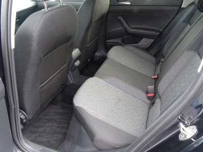 VW Taigo 1.5 Move*DSG*PDC*NAVI*DAB*BEATS*CARPLAY*