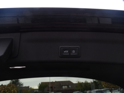 Audi A6 40 TDI*S LINE*S TRONIC*AHK*KAMERA*DAB*LED*B&O