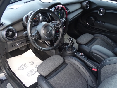 MINI One 1.5 AT*NAVI*PDC*LED*MFL*SHZG*GJR*TEMPO*TEL*