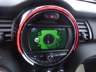 MINI One 1.5 AT*NAVI*PDC*LED*MFL*SHZG*GJR*TEMPO*TEL*