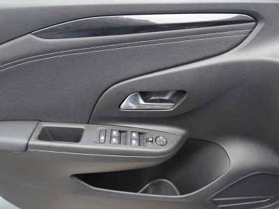 Opel Corsa GS*AT*LED*DAB*RFK*PDC*CAR PLAY*KLIMA*TEMPO